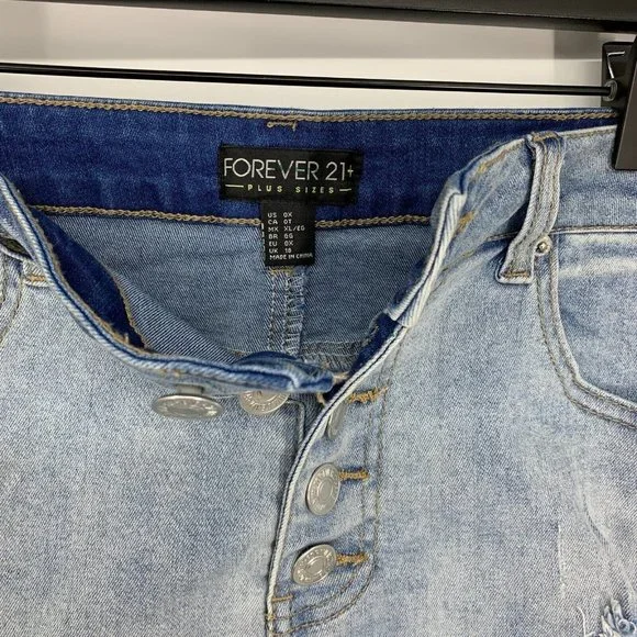 Forever 21 Denim Shorts Button Fly Blue Distressed Denim Fray - Picture 2 of 9